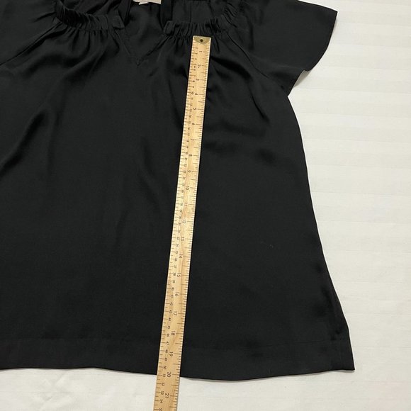 Loft Short Sleeve Lightweight Blouse Size M - Picture 7 of 10